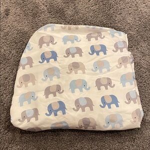 NWOT Standard Crib Fitted Sheet with Elephant Print